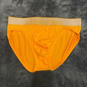 Calvin Klein Customized Fit Brief